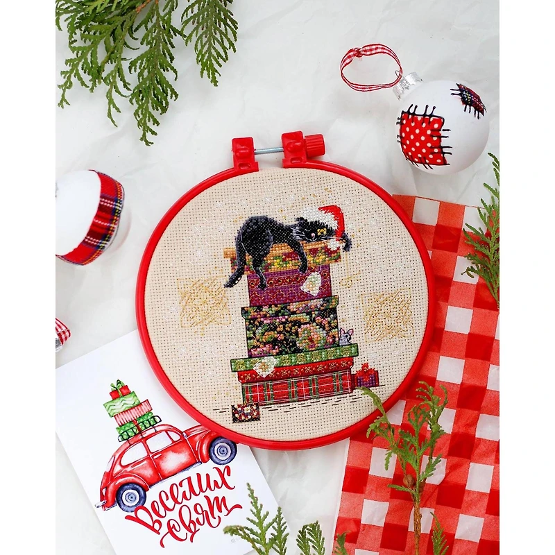 Abris Art Cat and Mouse Cross Stitch Kit