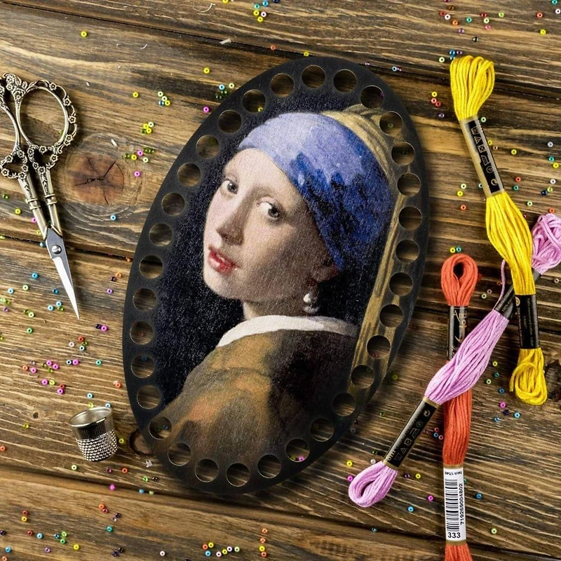 Wonderland Crafts Famous Paintings Pearl Earring Thread Organizer
