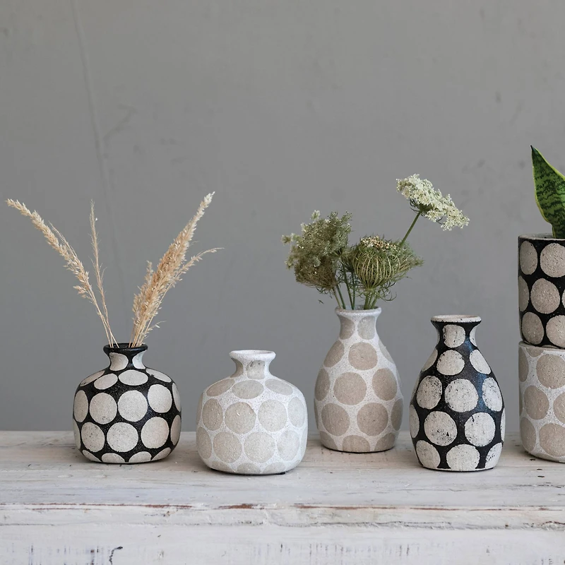Hello Honey® Terracotta Vase with Wax Relief Dots
