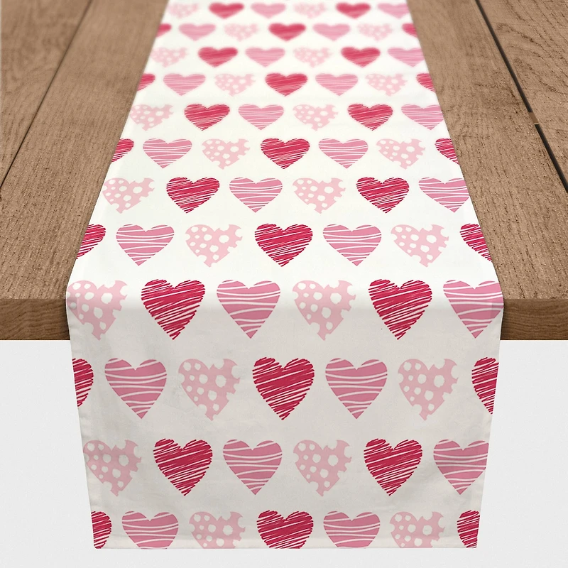 90" Poly Twill Tri Hearts Table Runner