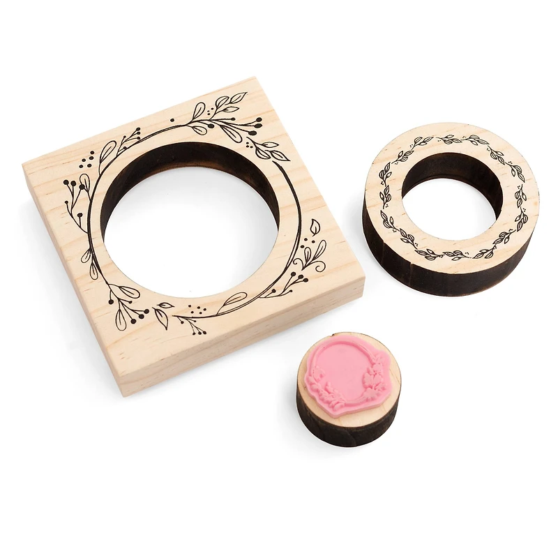 Nesting Circle Wreath Wood Stamp Set by Recollections™