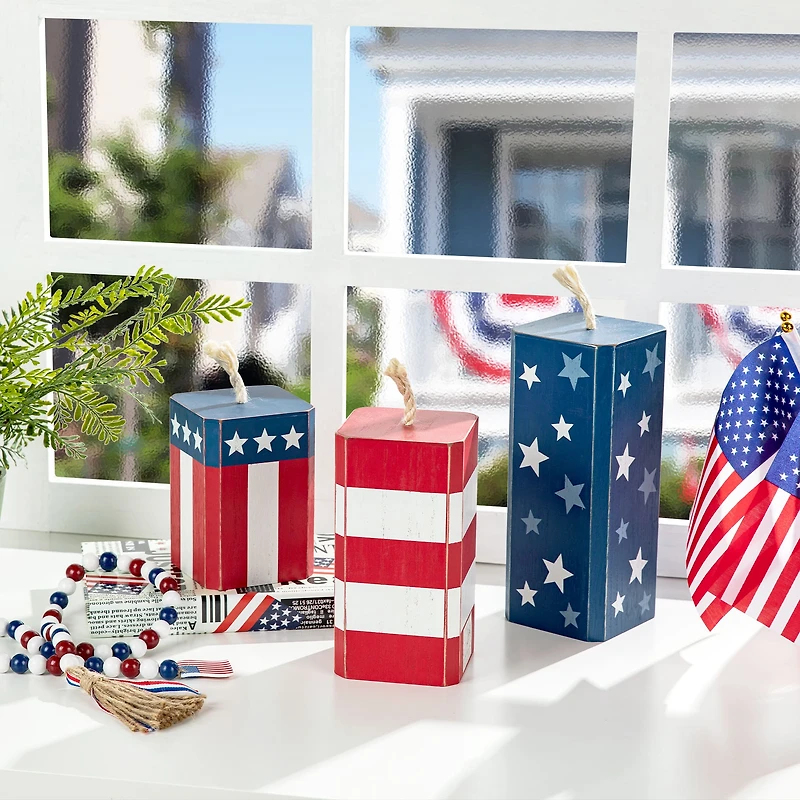 Glitzhome® Wooden Patriotic America Firecracker Table Décor Set