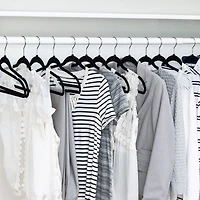 Honey Can Do Black Slim-Profile Non-Slip Velvet Hangers