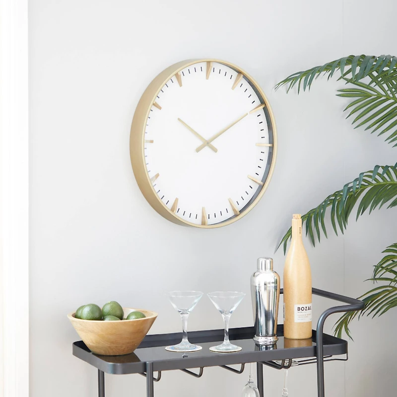 CosmoLiving by Cosmopolitan White Glass Contemporary Wall Clock