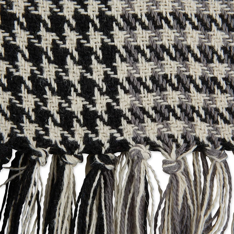 Black & Gray Houndstooth Plaid Throw