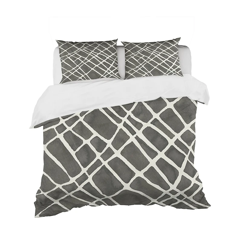 Designart 'Minimalist Graphics V' Geometric Bedding Set