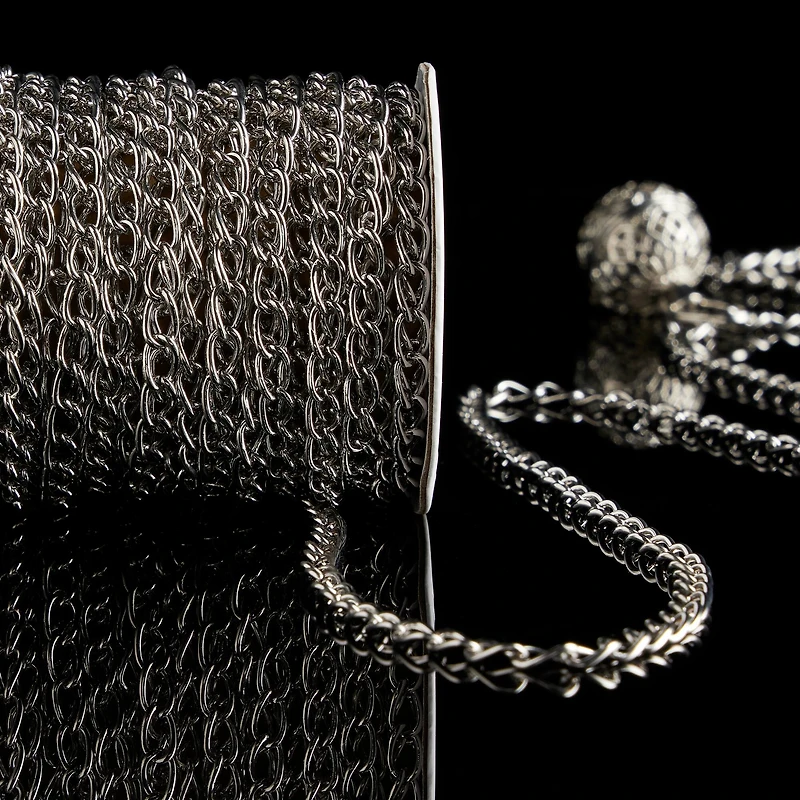 7yd. Curb Chain by Bead Landing