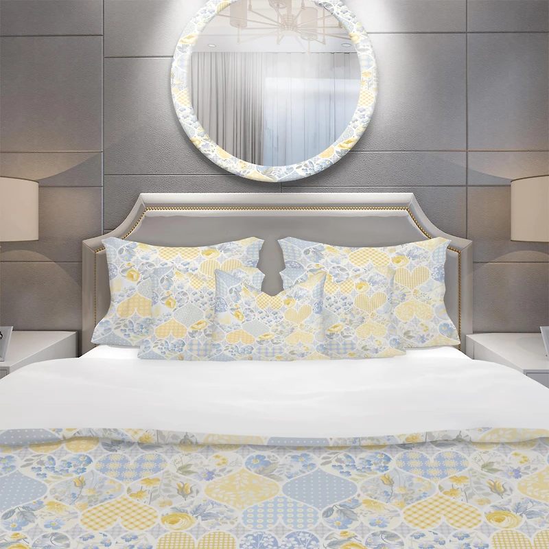 Designart 'Patchwork Pattern with Hearts' Patterned Bedding Set