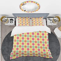 Designart 'Retro Circular Pattern VII' Mid-Century Duvet Cover Set