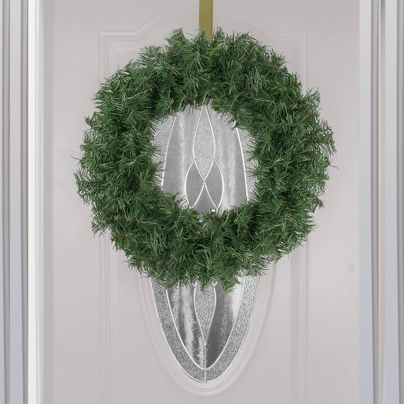 18" Canadian Pine Artificial Christmas Wreath