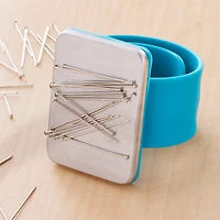 Dritz® Wrist Pin Holder