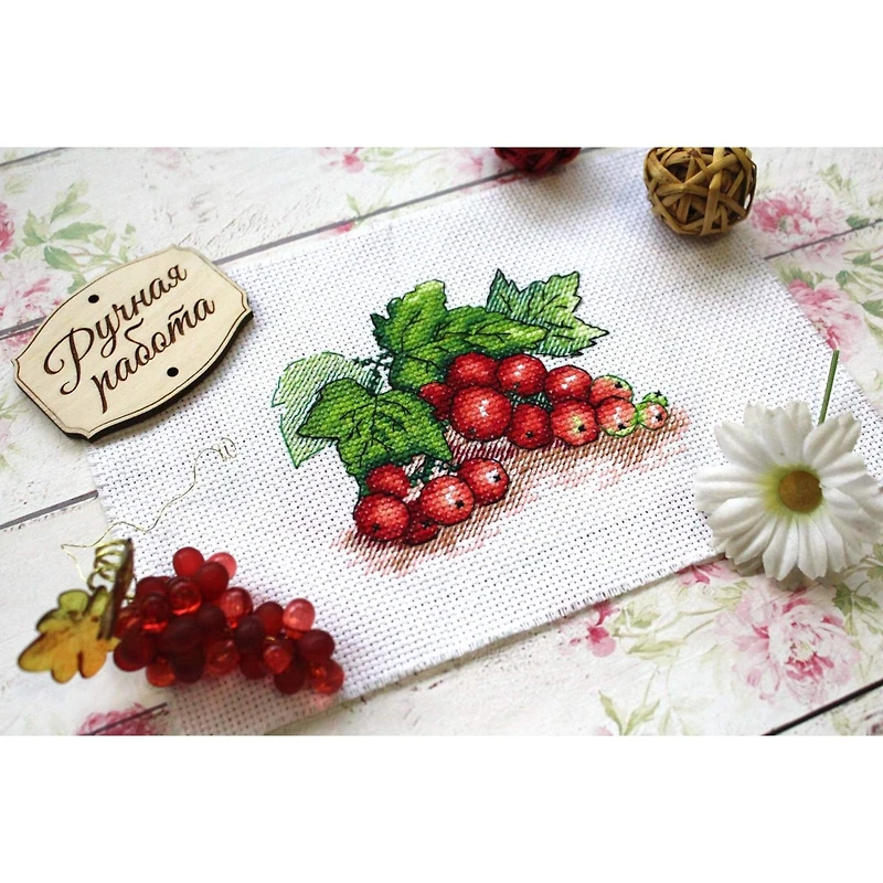 MP Studia Red Currant Cross Stitch Kit