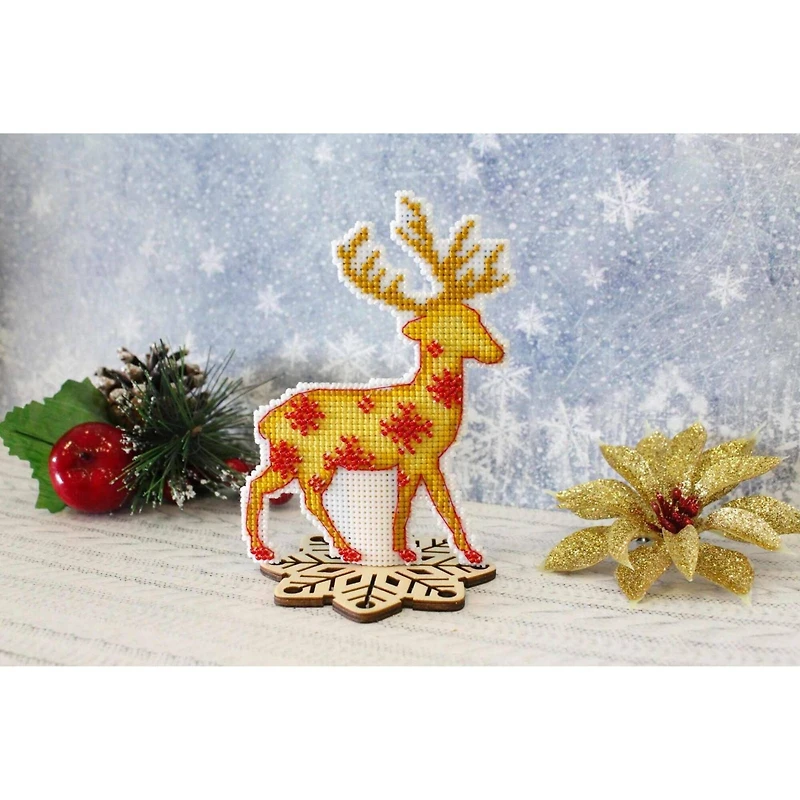 MP Studia Northern Deer Plastic Canvas Counted Cross Stitch Kit