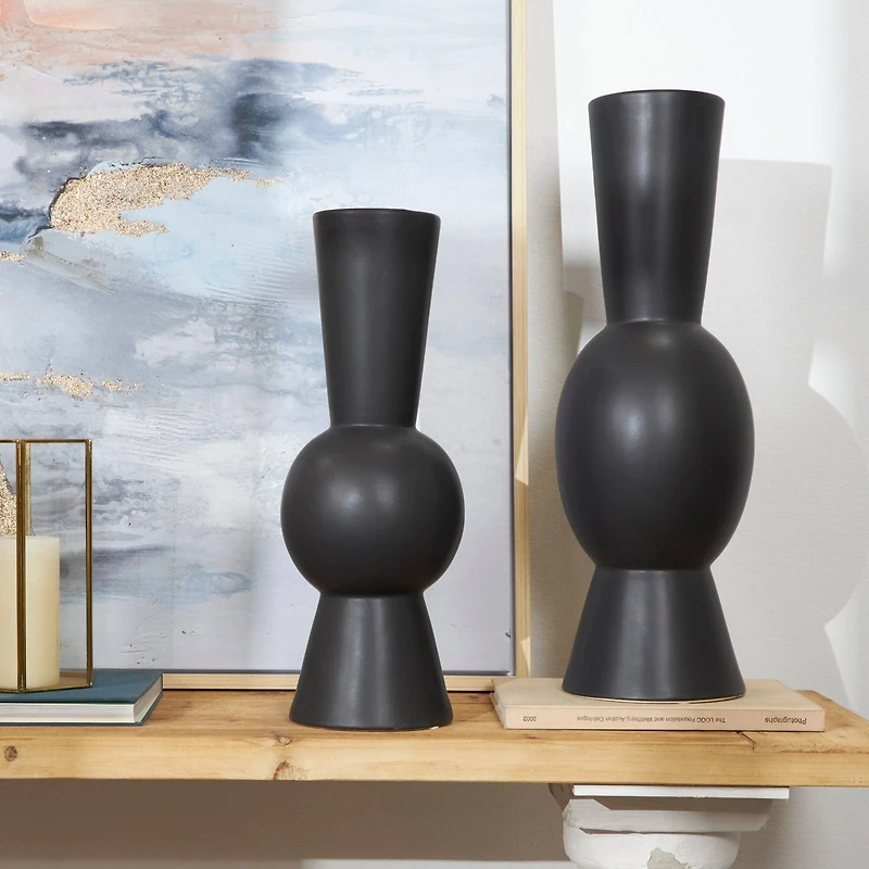 Ceramic Fluted Round Abstract Vase Set