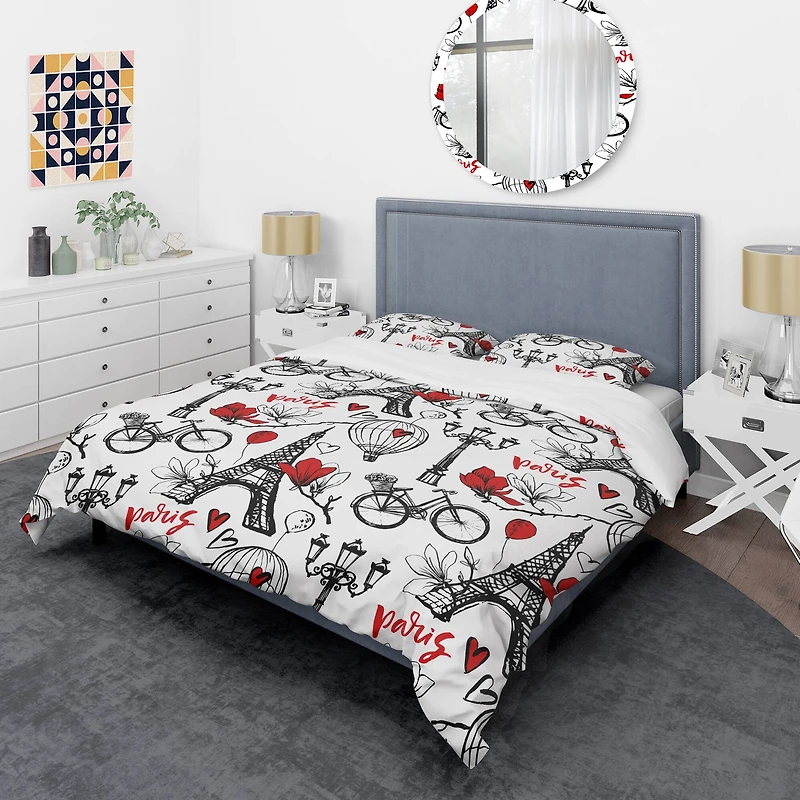 Designart 'Paris Eiffel Red Hearts I' Mid-Century Duvet Cover Set