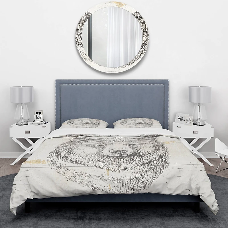 Designart 'Bear Wild and Beautiful IV' Farmhouse Bedding Set