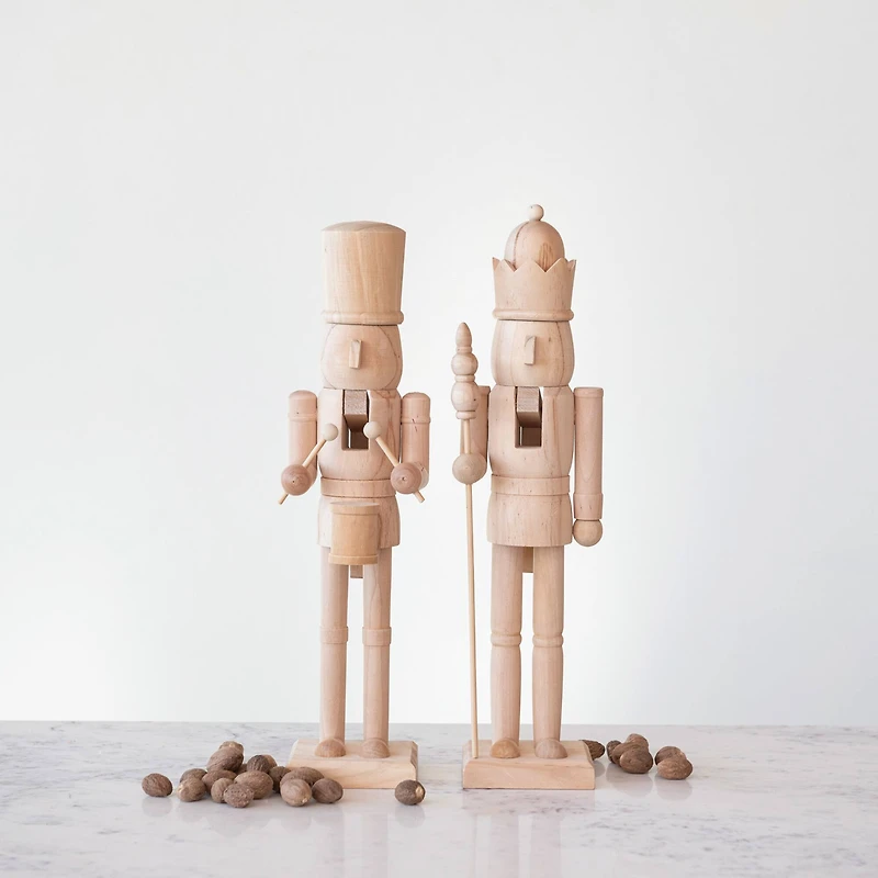 Hello Honey® 15" Natural Wood Nutcracker Sculpture Set