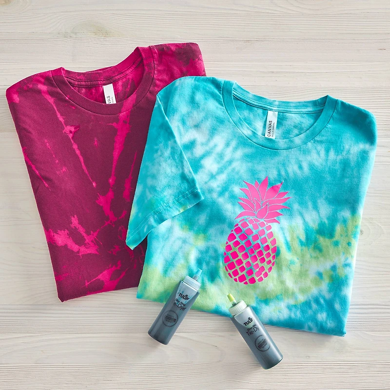 Tulip® 40 Piece Two-Minute Tie Dye® Kit