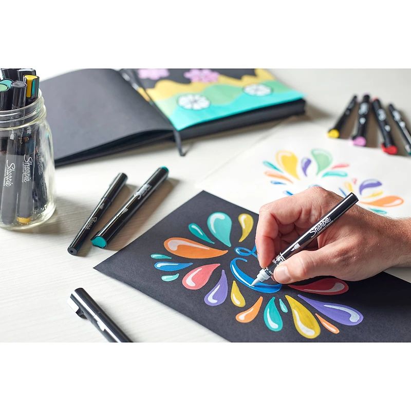 Sharpie® Black & White Brush Tip Creative Markers