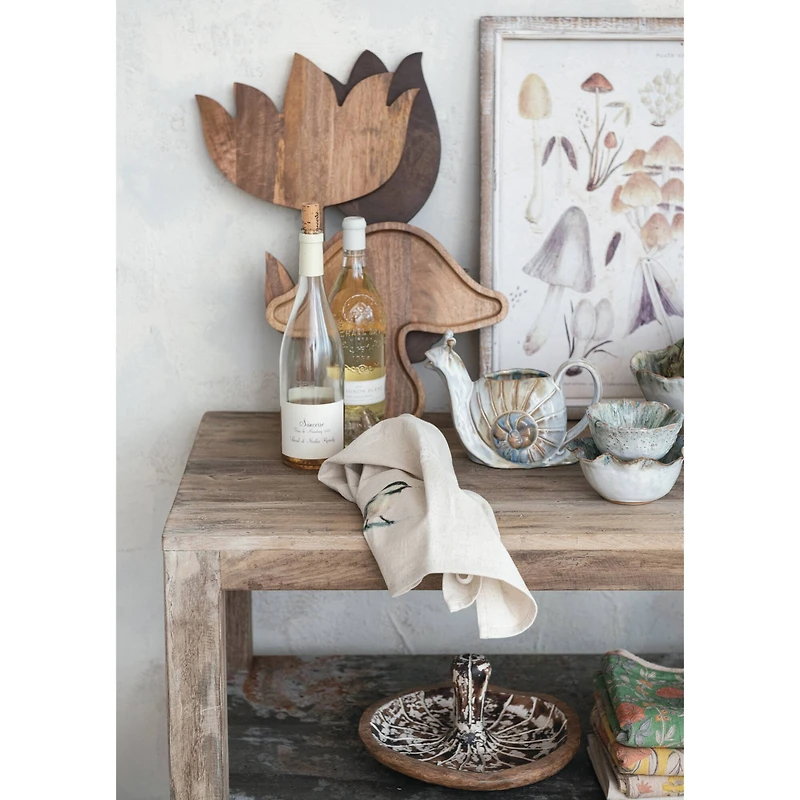 Hello Honey® 20" Tulip-Shaped Natural Mango Wood Serving Board