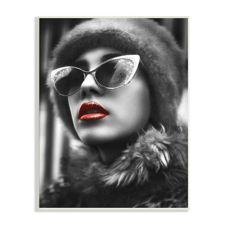 Stupell Industries Fashion Woman Red Lips Glam Sunglasses Fur Coat Wall Plaque
