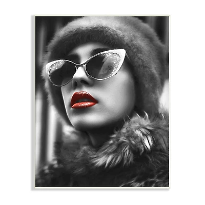 Stupell Industries Fashion Woman Red Lips Glam Sunglasses Fur Coat Wall Plaque