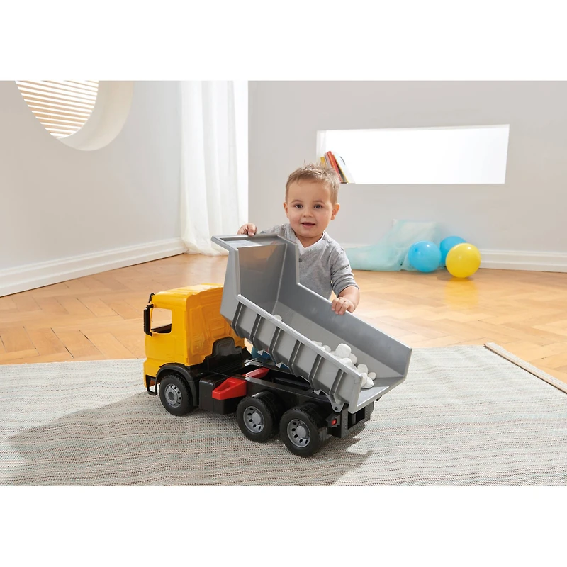 LENA® Toys Giant Dump Truck Play Vehicle