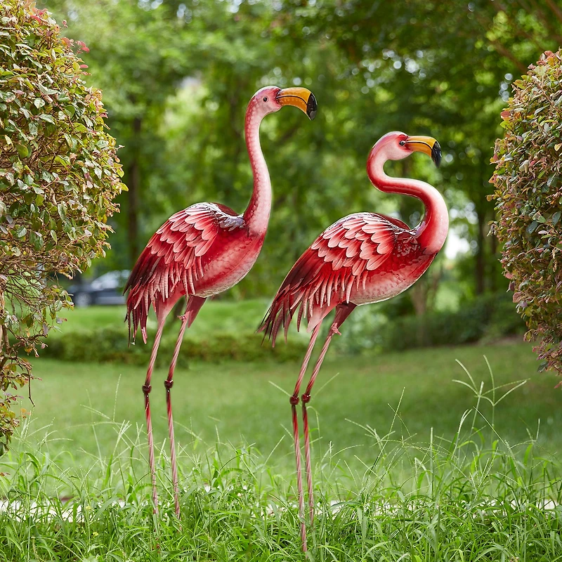 Glitzhome® Metal Standing Flamingo Garden Statue with Stakes Set