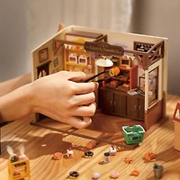 Rolife Becka's Baking House DIY Miniature House Kit