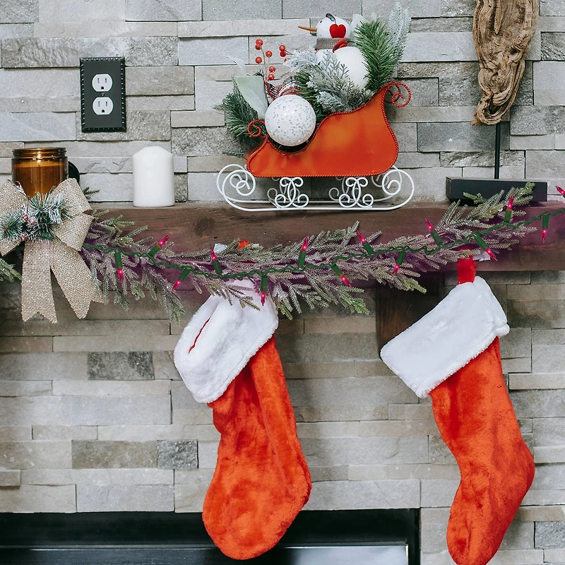 140ct. Hot Pink Mini Incandescent Everglow Chasing String Lights