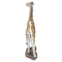 Design Toscano 36" Gerard the Giraffe Sculpture