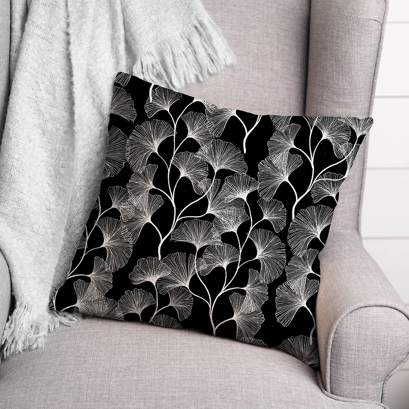 18" Gingko Leaves Indoor/Outdoor Pillow