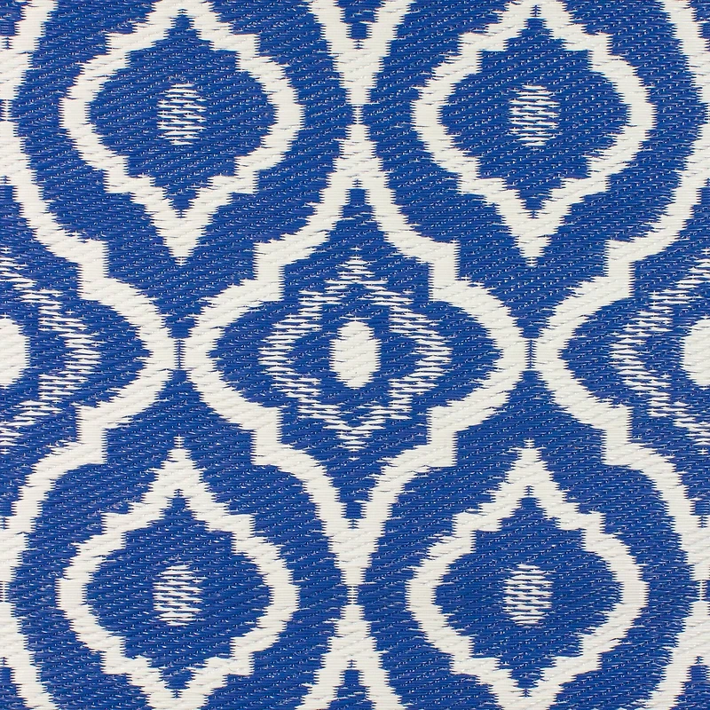 Blue & White Geometric Rectangular Outdoor Area Rug, 4ft. x 6ft.