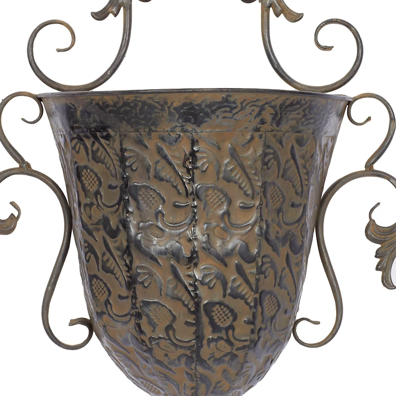 Brown Metal Traditional Planter Set