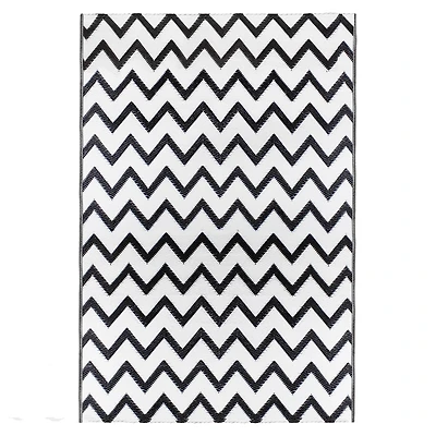 Black & White Chevron Rectangular Outdoor Area Rug, 4ft. x 6ft.