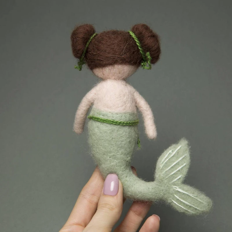 Charivna Mit The Little Mermaid Felting Kit