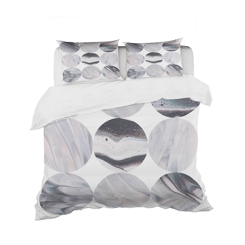 Designart 'Circle Marble III' Geometric Bedding Set