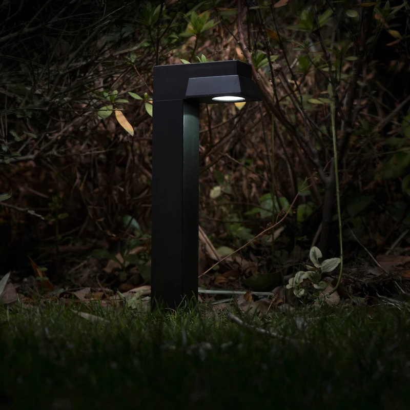 Glitzhome® 15" Solar Powered LED Pathway Ground Lights Set