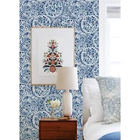 Caroline et Bettina Blue Camille Peel & Stick Wallpaper