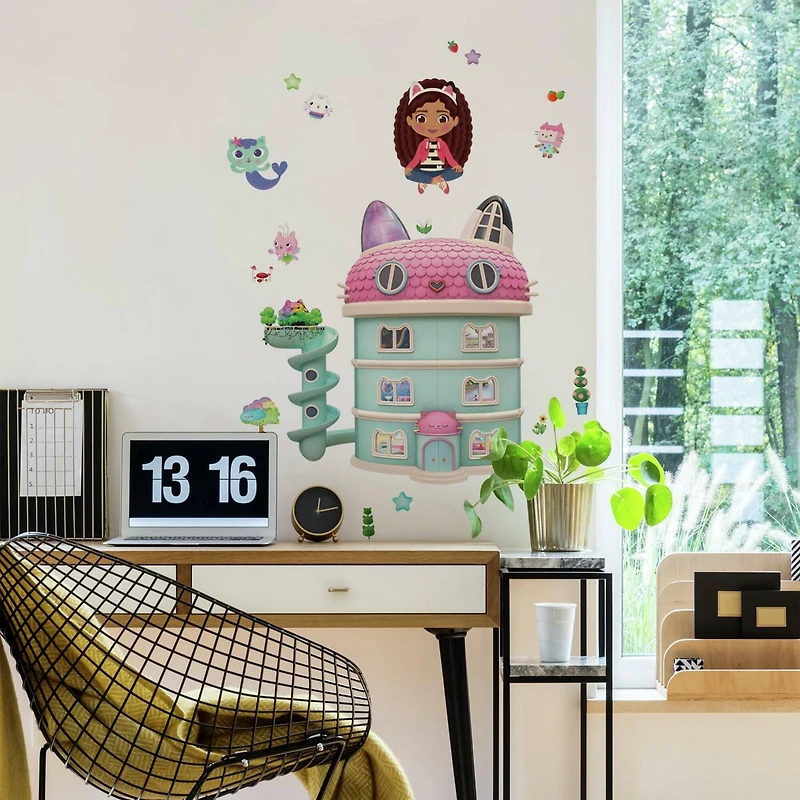 RoomMates Gabby's Dollhouse Peel & Stick Giant Wall Decal
