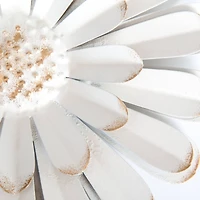 Fetco Mambas White Floral Chain Metal Wall Art