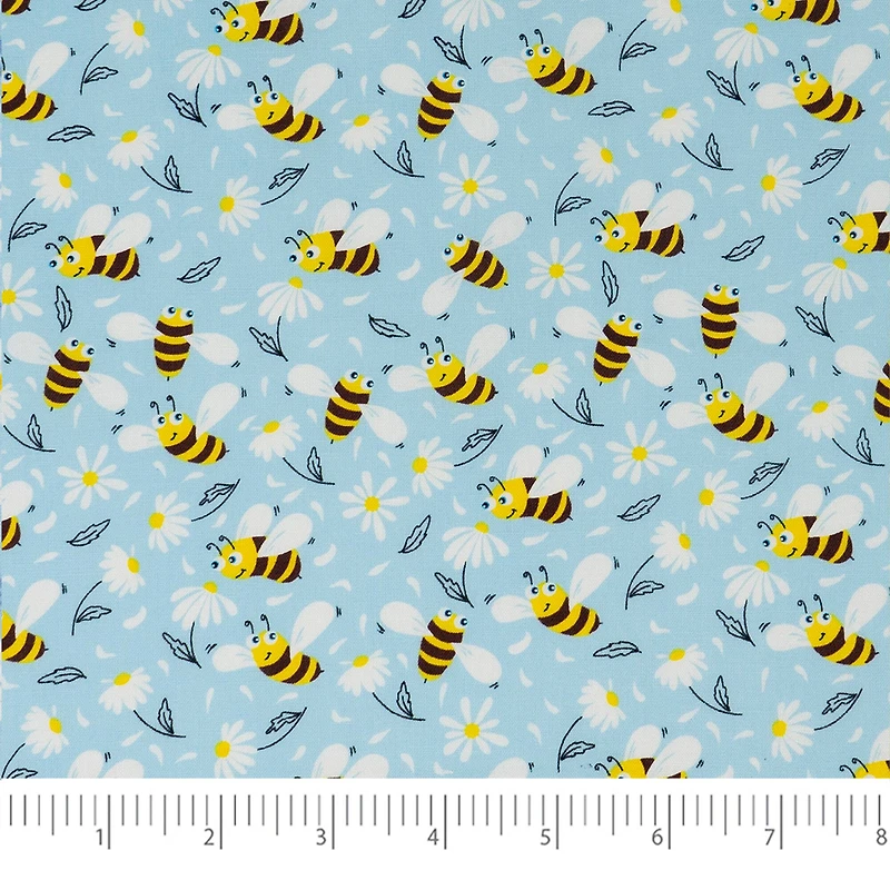 SINGER Daisies Gnomes Print Ringspun Cotton Fabric Bundle