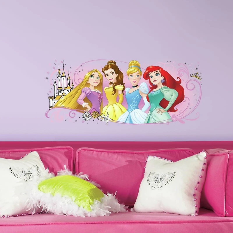 RoomMates Princess Friendship Adventures Graphic