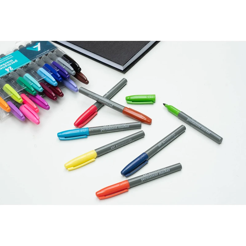 Art Alternatives Silver Fine Permanent Marker Set