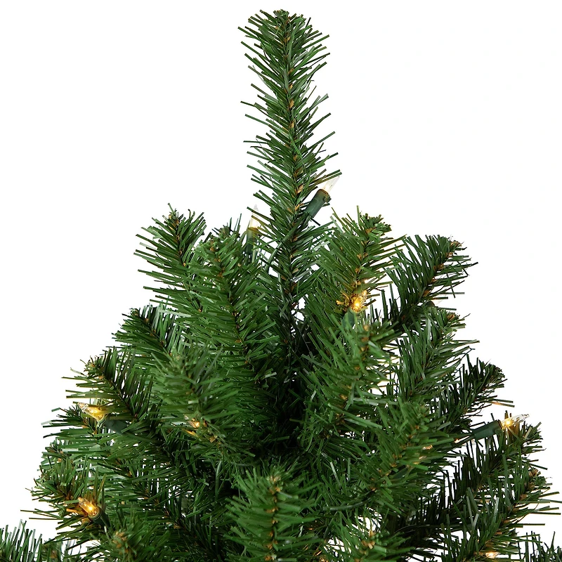 4.5ft. Pre-Lit Pendleton Spruce Full Artificial Christmas Tree, Clear Lights