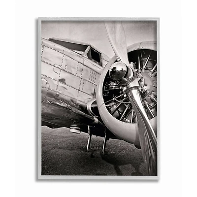Stupell Industries Old School Vintage Airplane Propeller Black & White Photograph Framed Wall Art