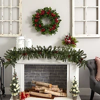 24" Berry Boxwood Wreath