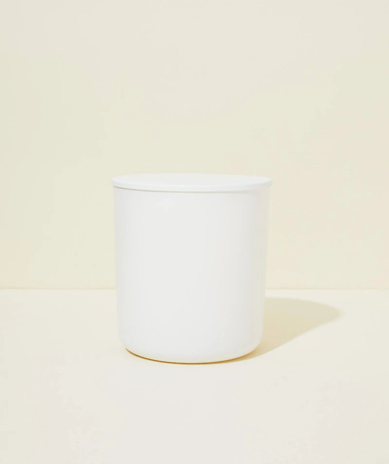 makesy 8oz. Matte White Aura Vessel + Lid, 12ct.