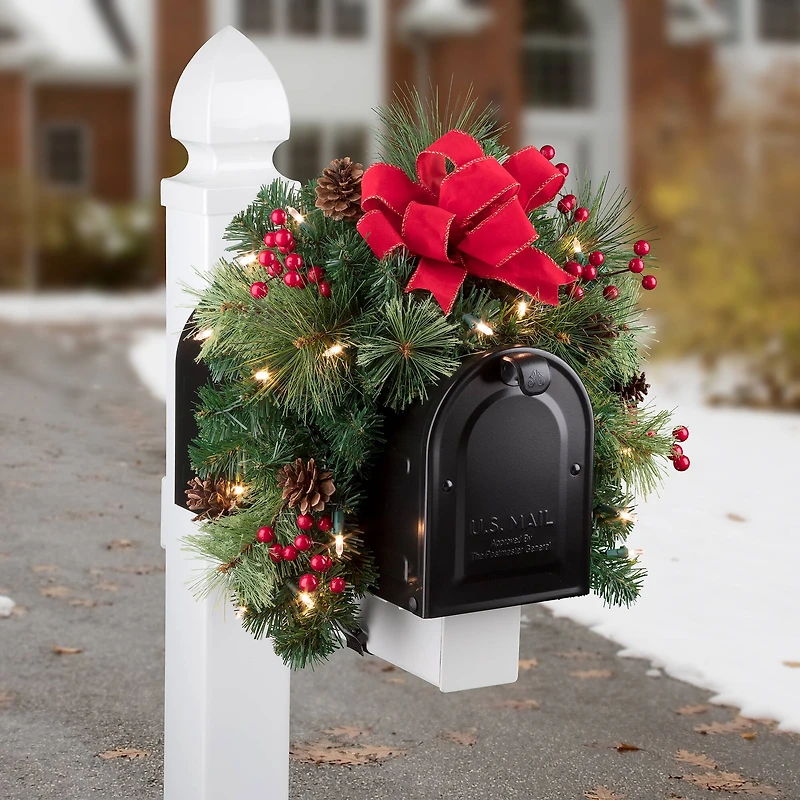 Haute Decor 30" Mailbox Swag