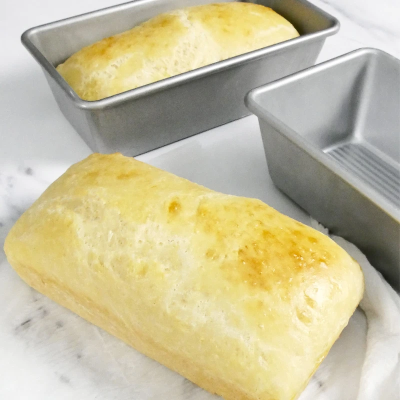 USA Pan® Small Seamless Bread Loaf Pan